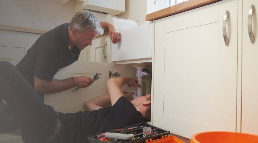 Professional burst pipe repair services in Struthers, OH